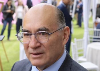 Gobierno de la Capital simplifica trámites para la regularización de comercios: Enrique Galindo