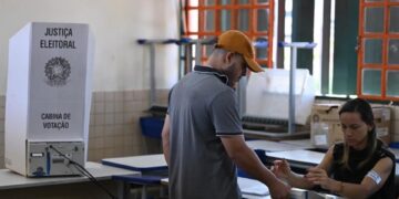 Inicia Brasil segunda vuelta presidencial entre Lula da Silva y Flávio Bolsonaro
