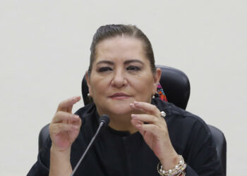 Exige Sheinbaum auditar al INE tras renuncia de Guadalupe Taddei