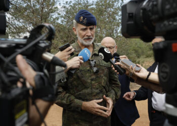 Lamenta Felipe VI mortal accidente ferroviario en Toledo que deja al menos 64 muertos