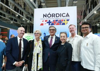 Reconocen embajadores a Tamaulipas como epicentro del desarrollo energético nacional