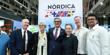 Reconocen embajadores a Tamaulipas como epicentro del desarrollo energético nacional