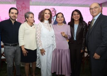 Estela Arriaga presenta resultados del DIF Municipal