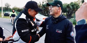 Enrique Galindo da banderazo de salida a la Carrera Panamericana 2026