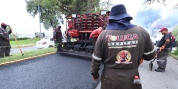 Repavimenta Diablo Dragón nueve calles y avenidas de Toluca en solo seis meses